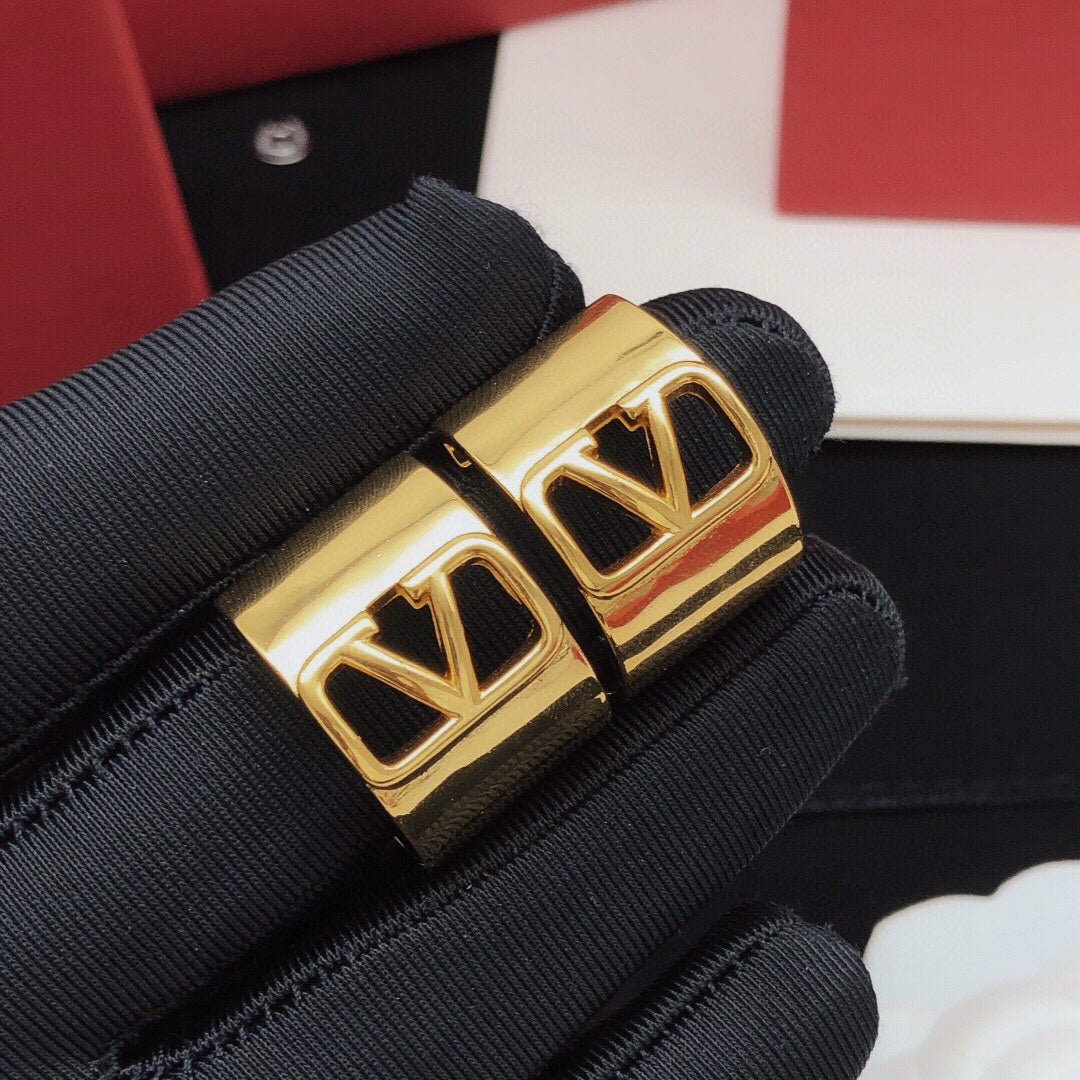 18K Valentino Cuff Earrings