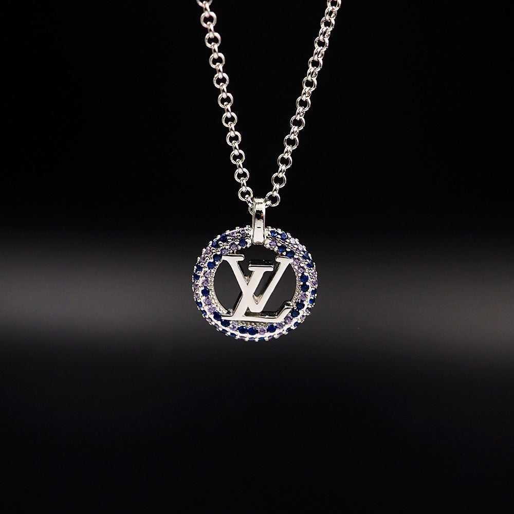 18K Louis Vuitton Louise By Night Necklace