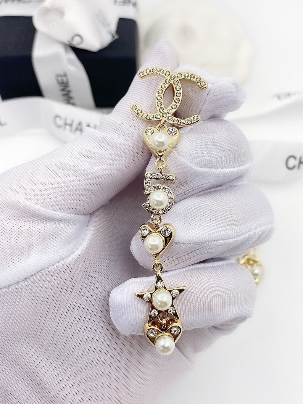 18K  Chanel Pearl Heart Earrings