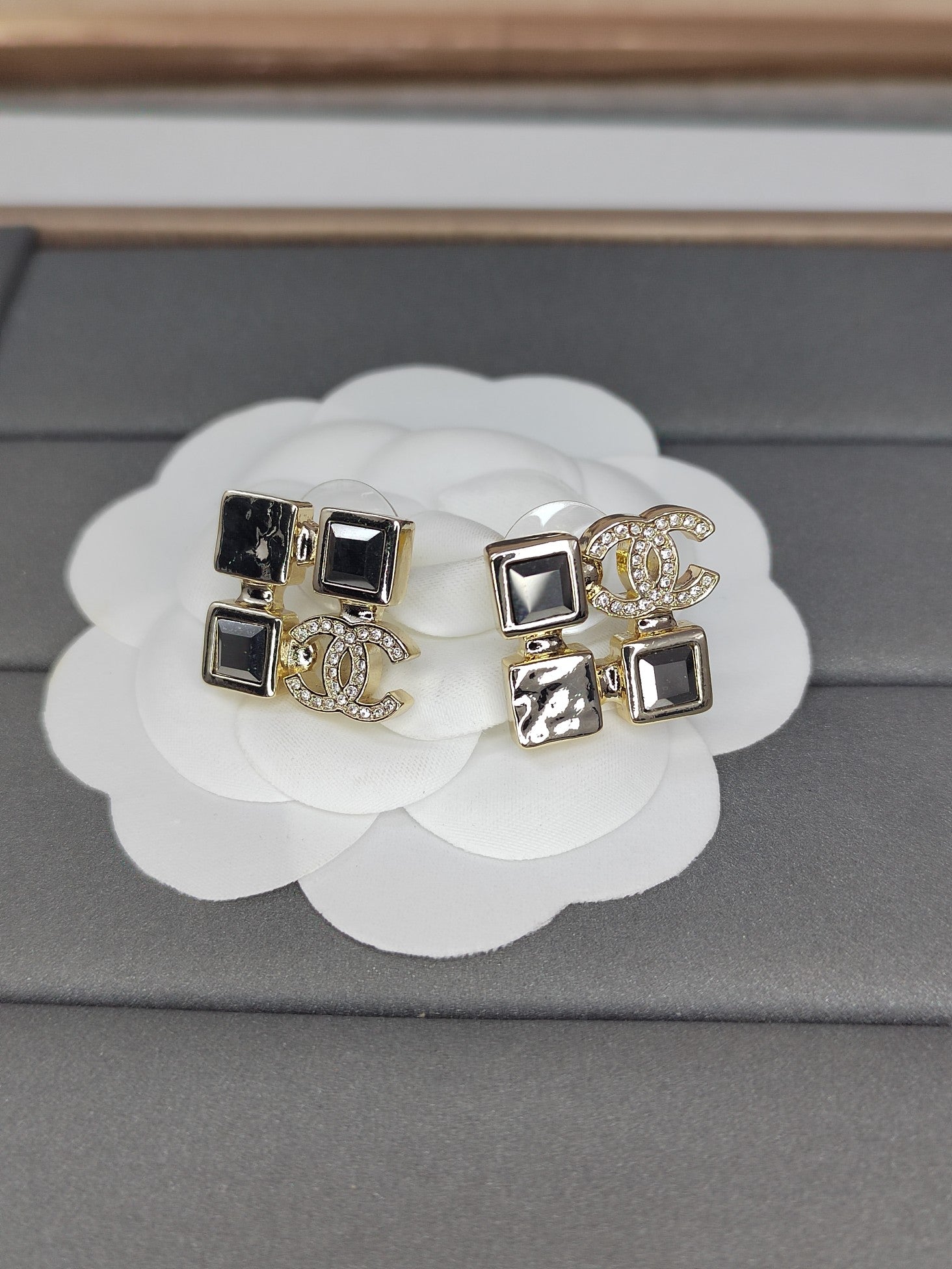 18K  Chanel Black Crystals Earrings
