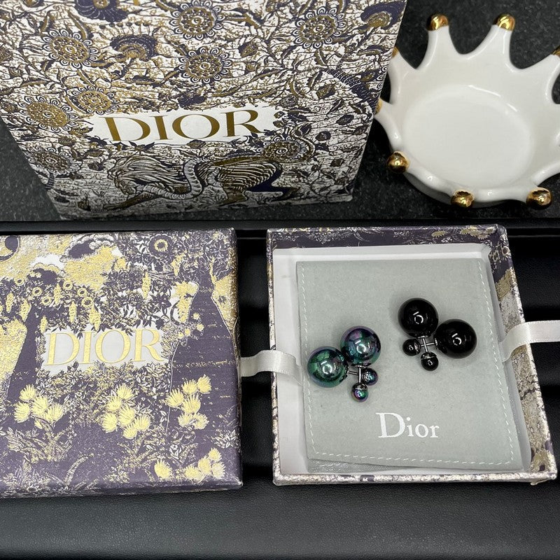 18K Dior Black Tribales Earrings