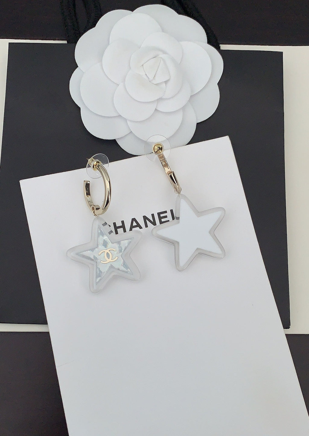 18K  Chanel Star Earrings