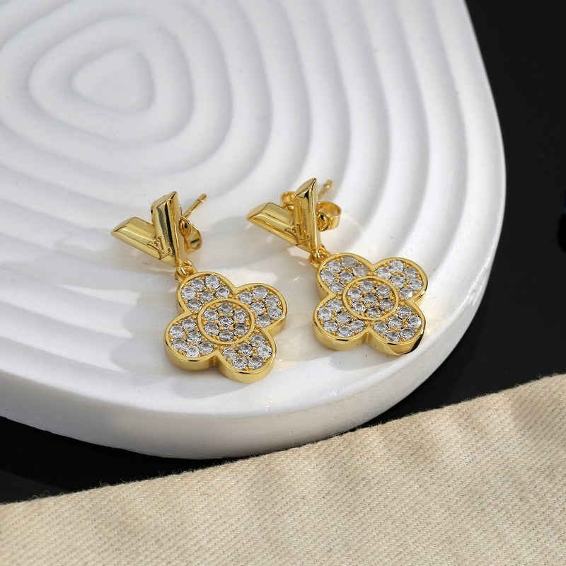 18K Louis Vuitton Diamond Flower Earrings