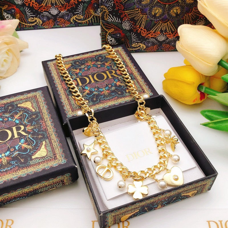 18K Dior Star Pearl Gold Necklace