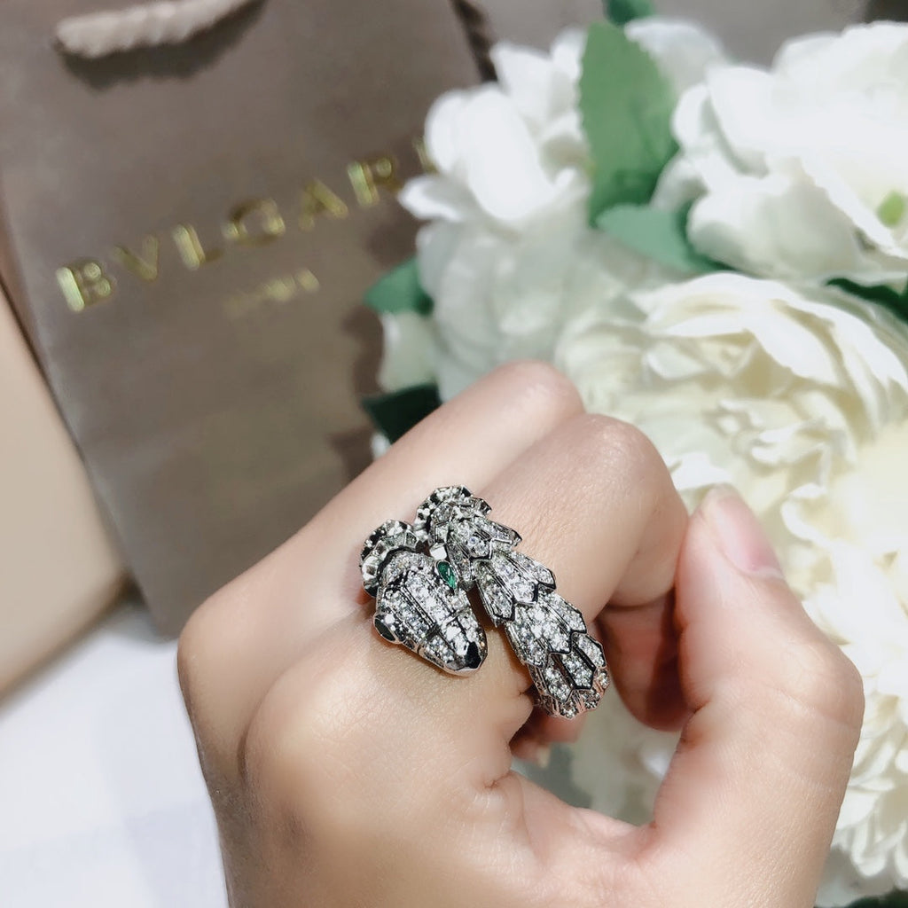 18K BVLGARI Serpenti Tubolari Ring