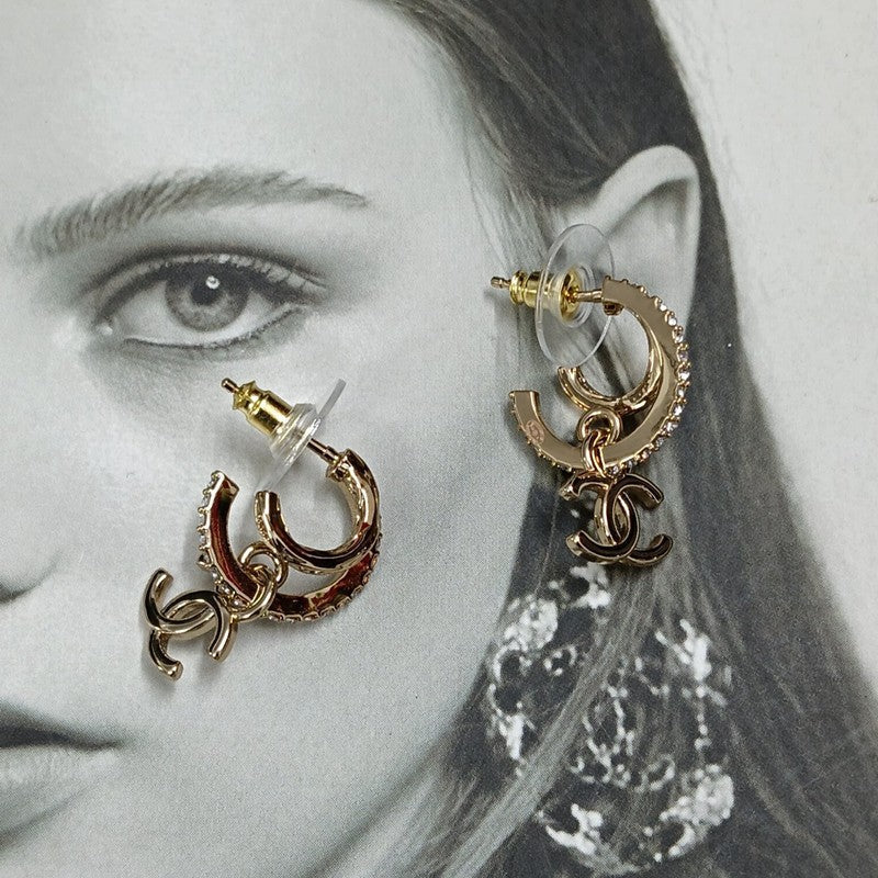 18K  Chanel Vintage Gold Earrings