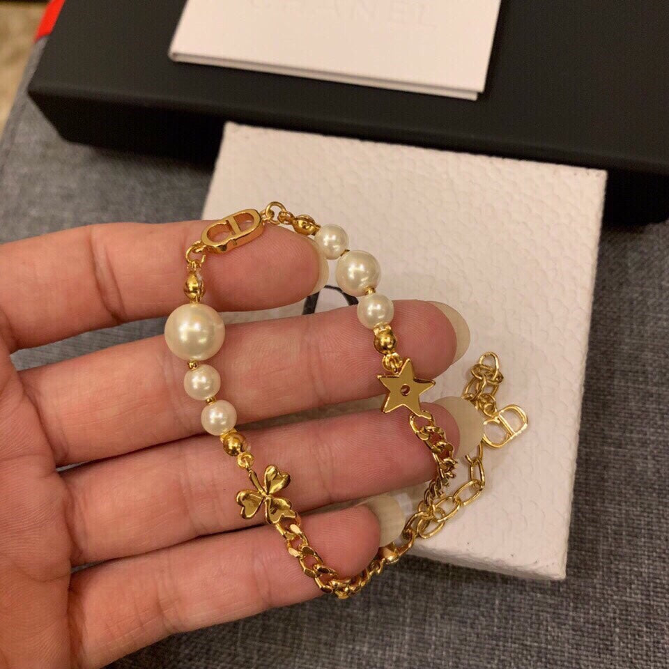18K Petie Dior Pearls Bracelet