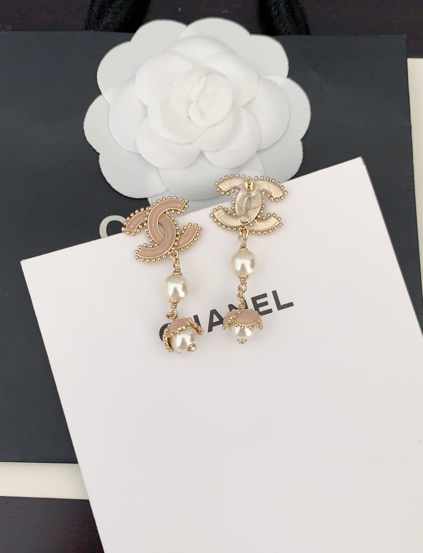 18K  Chanel Pearl Crystals Earrings