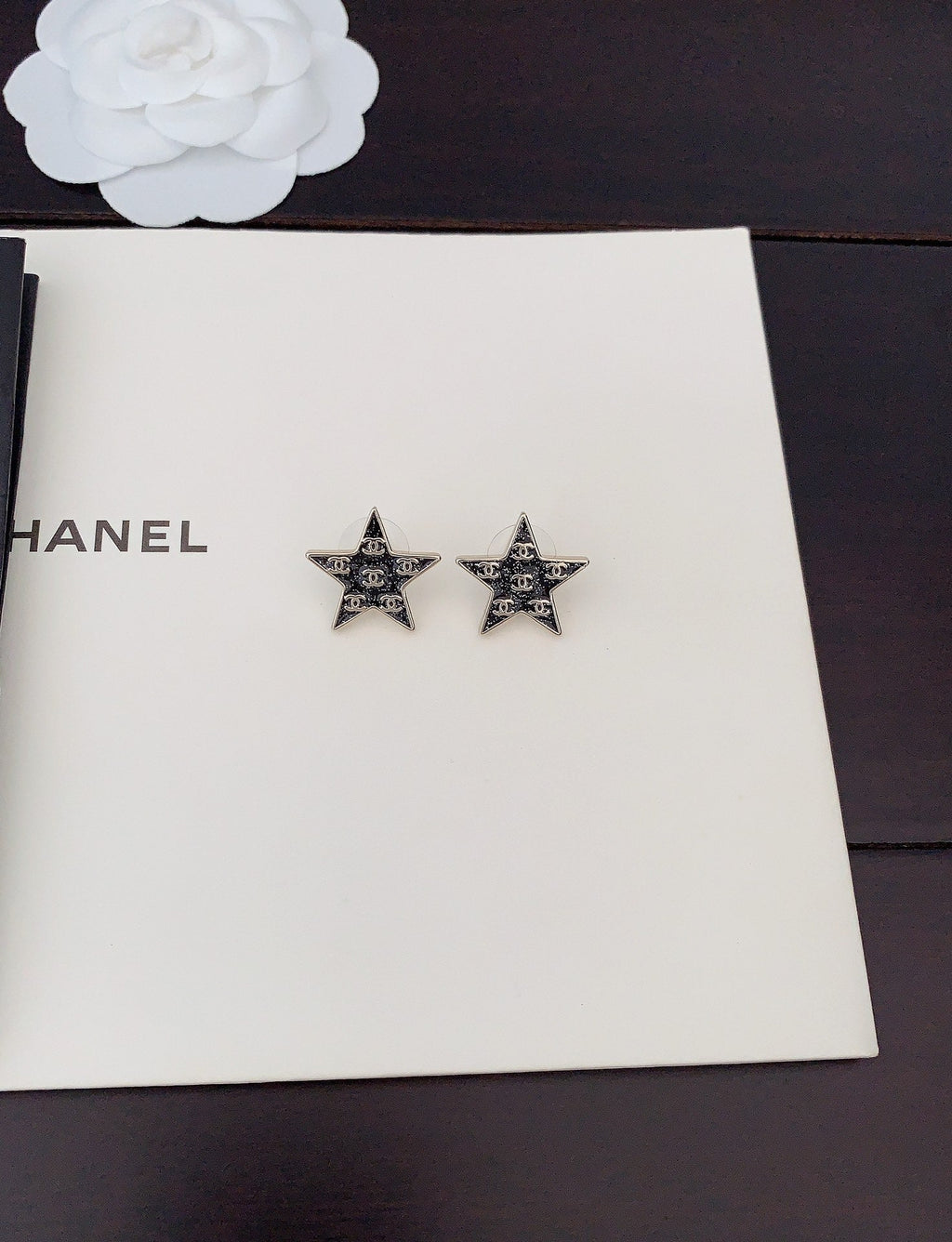 18K  Chanel Star Earrings