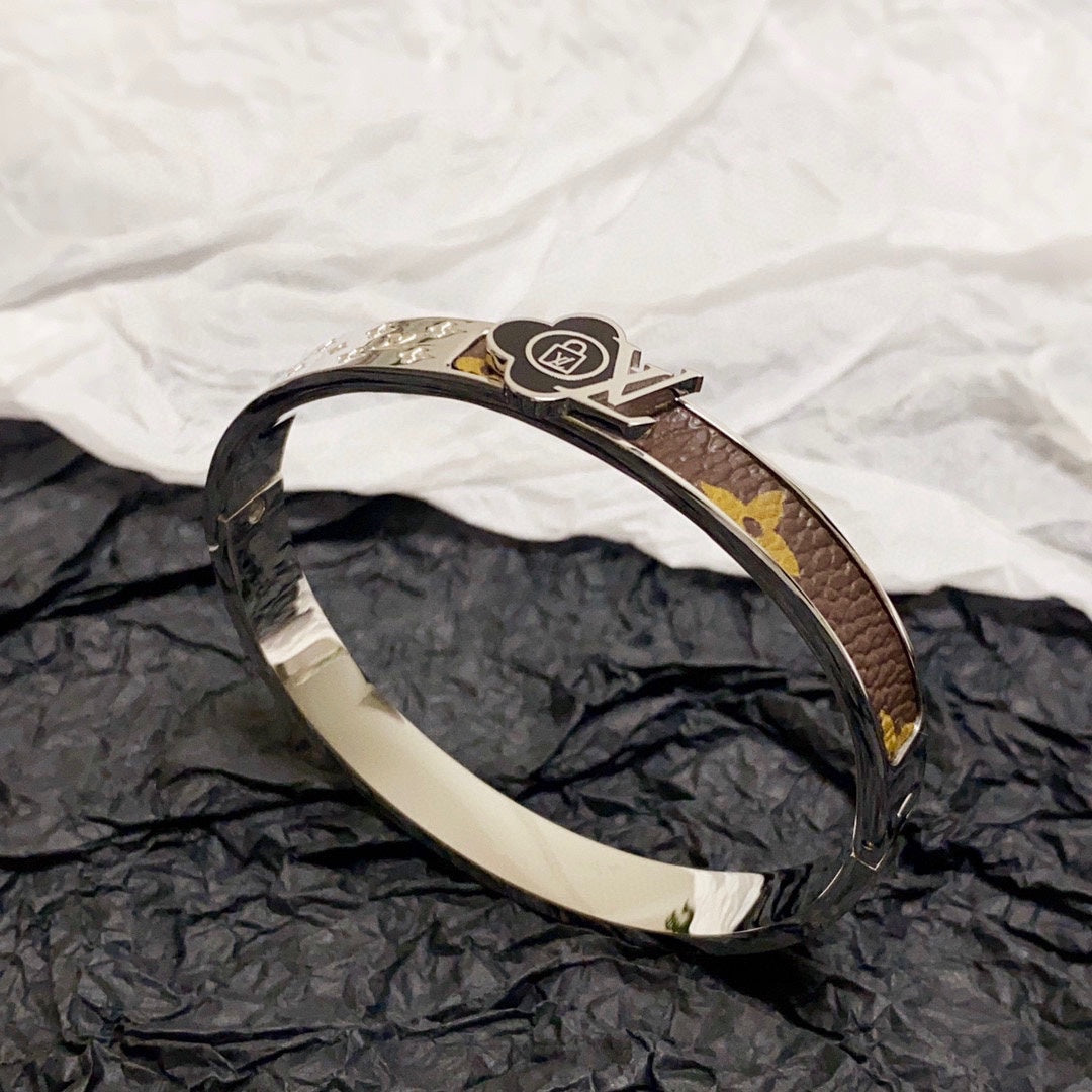 18K Louis Vuitton Leather Lock Bracelet