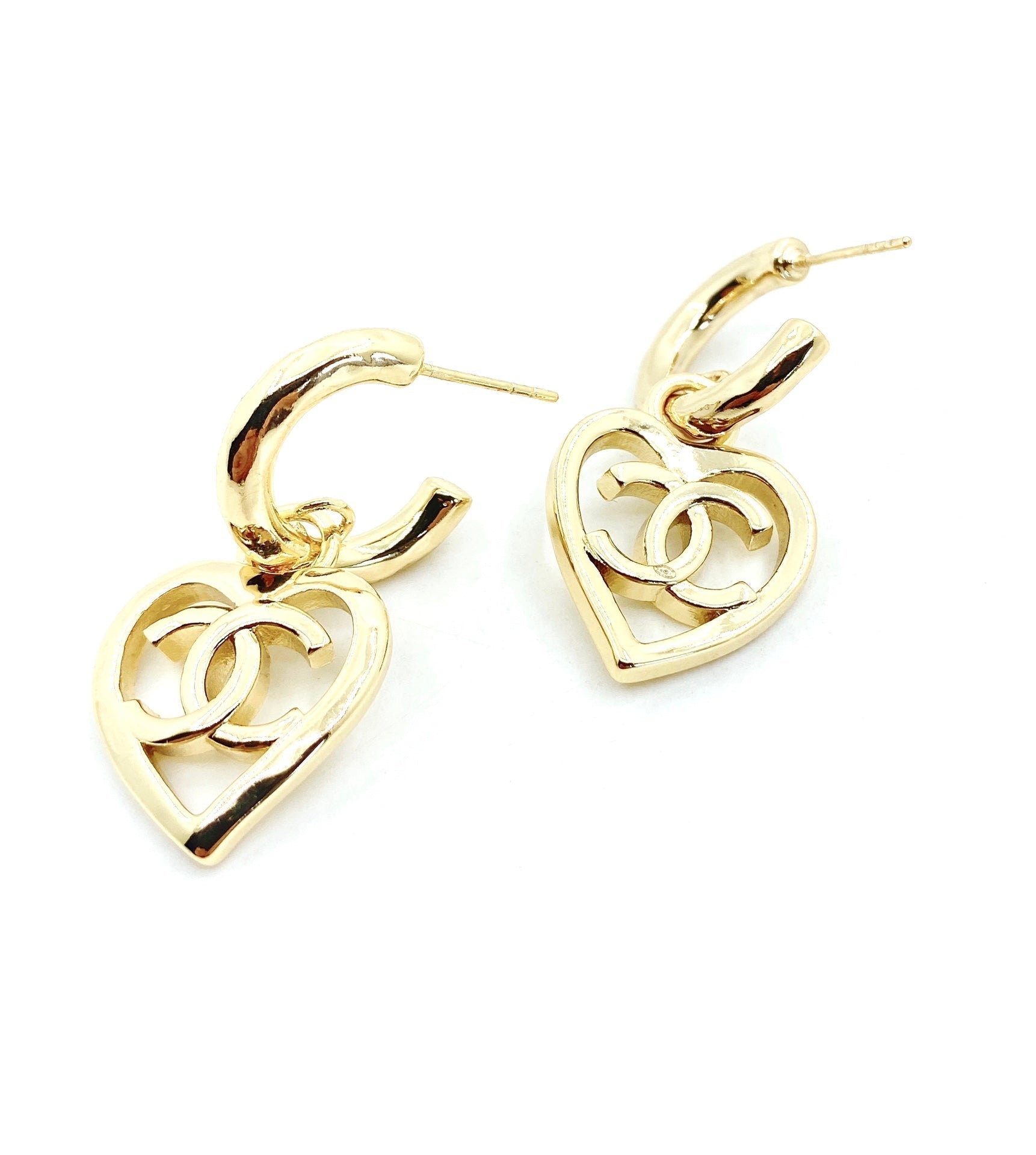 18K  Chanel Heart Pendant Earrings