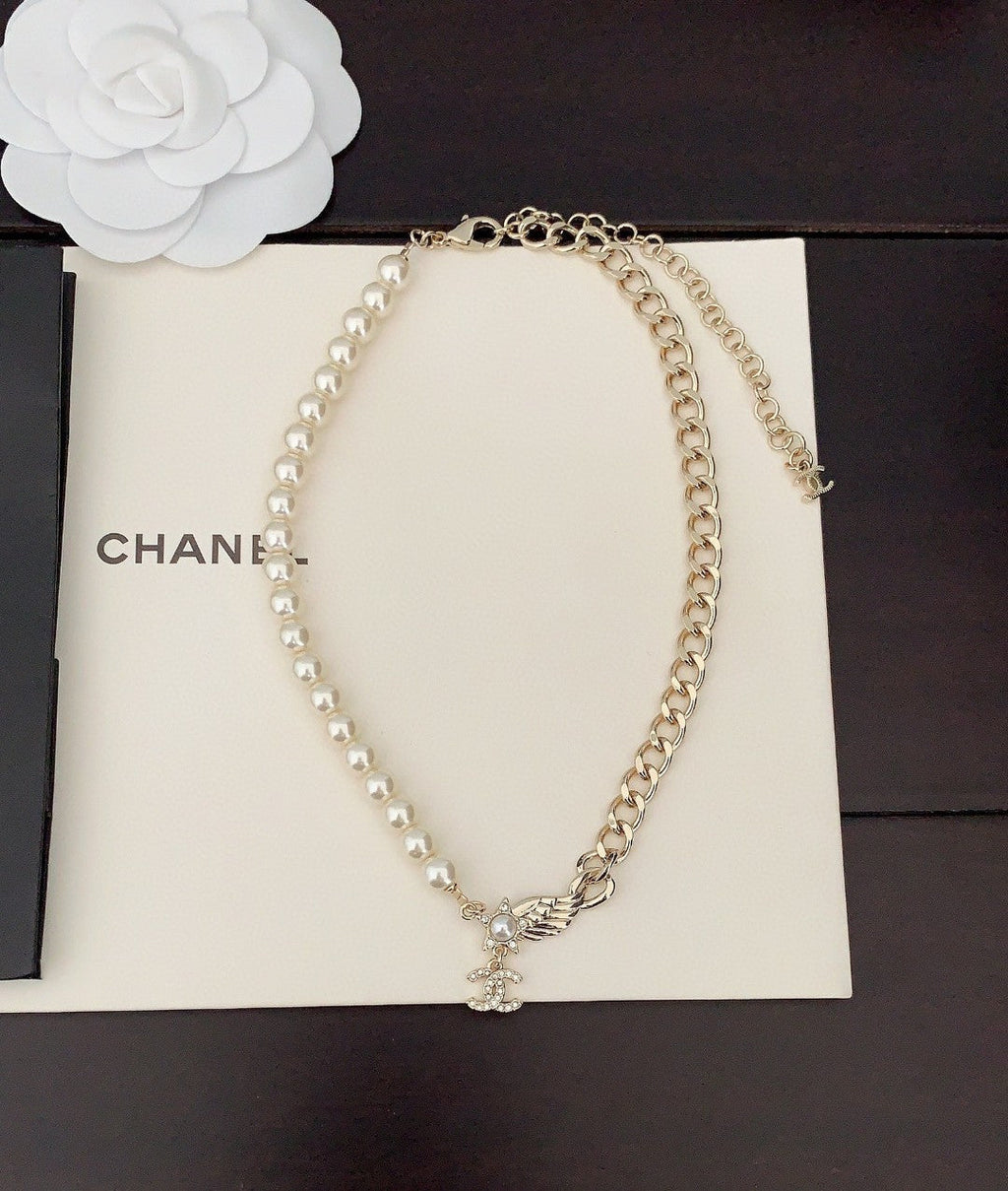 18K  Chanel Pearl Chain Choker Necklace