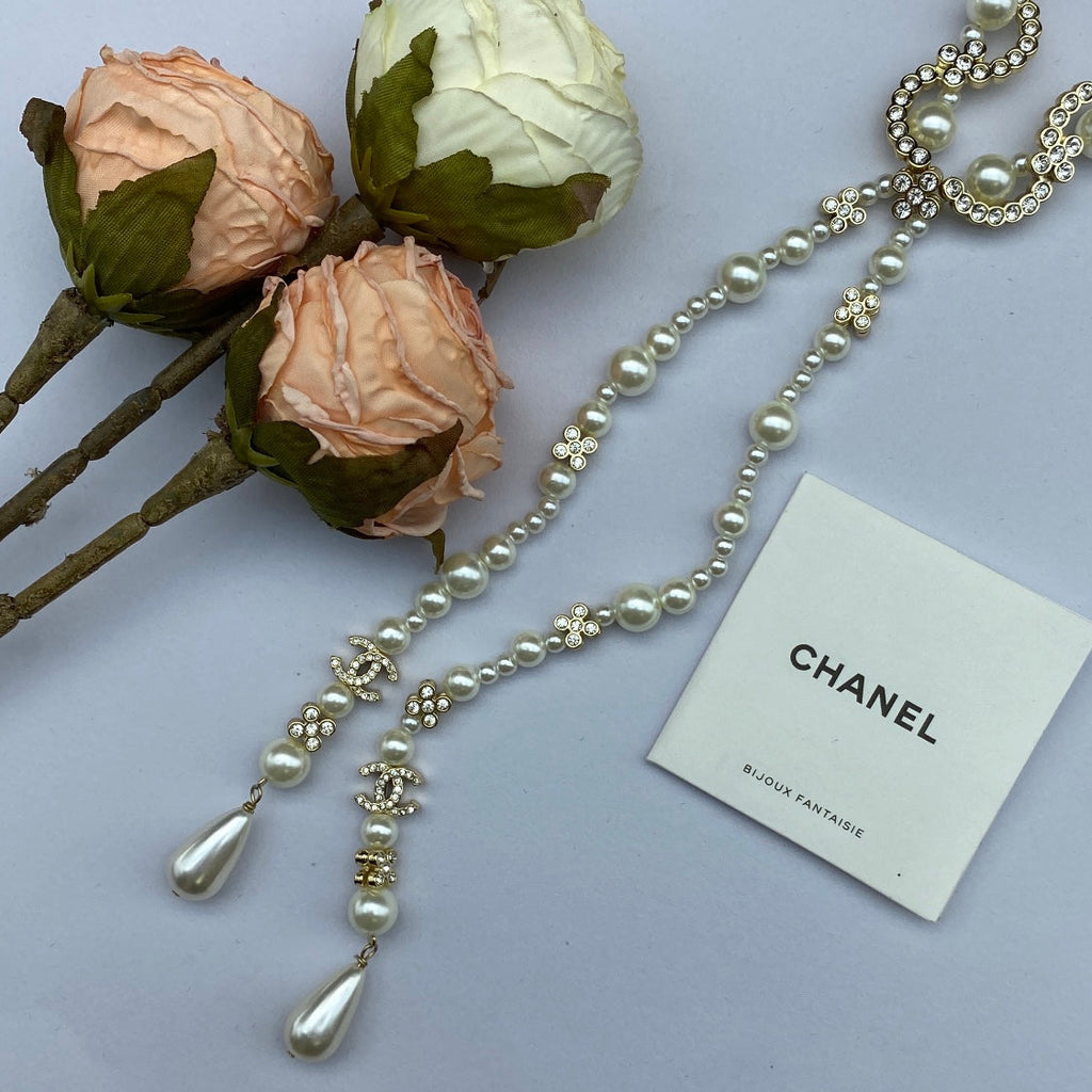 18K  Chanel Pearl Chain Necklace