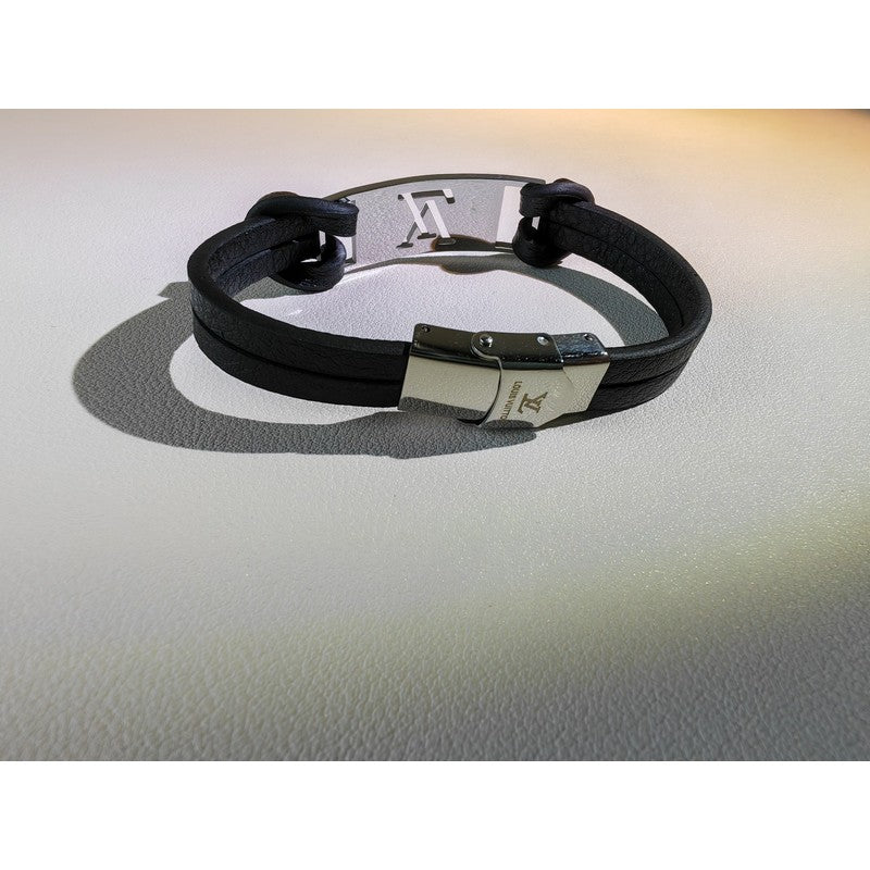 18K Louis Vuitton Leather Bracelet