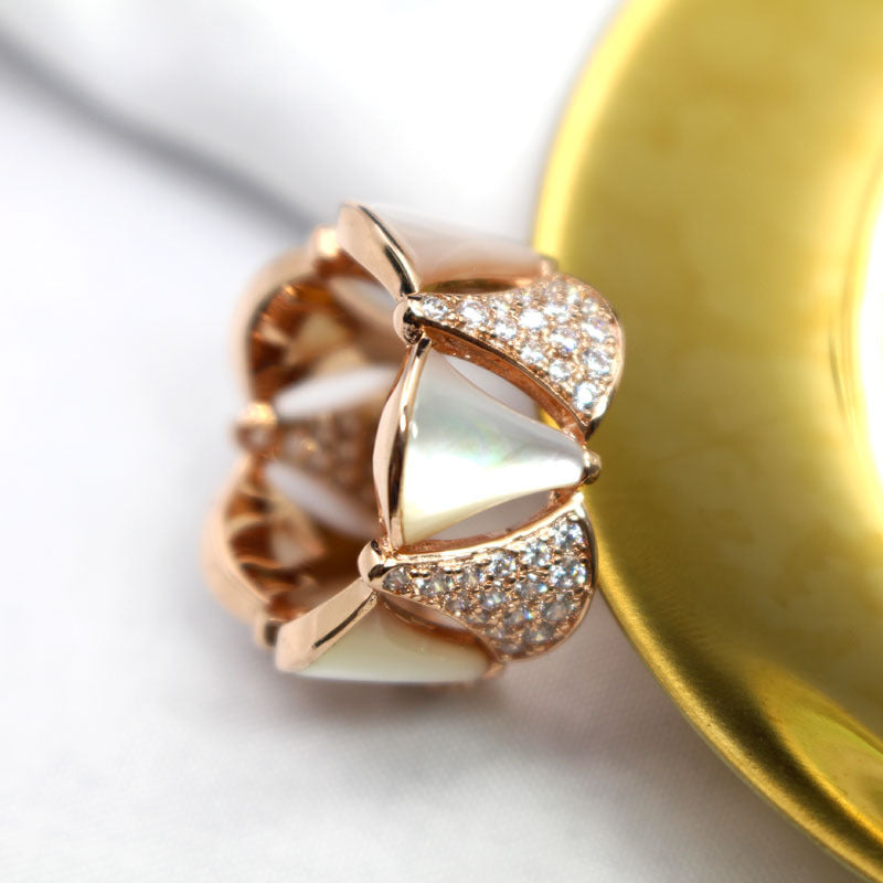 18K BVLGARI Dream Ring