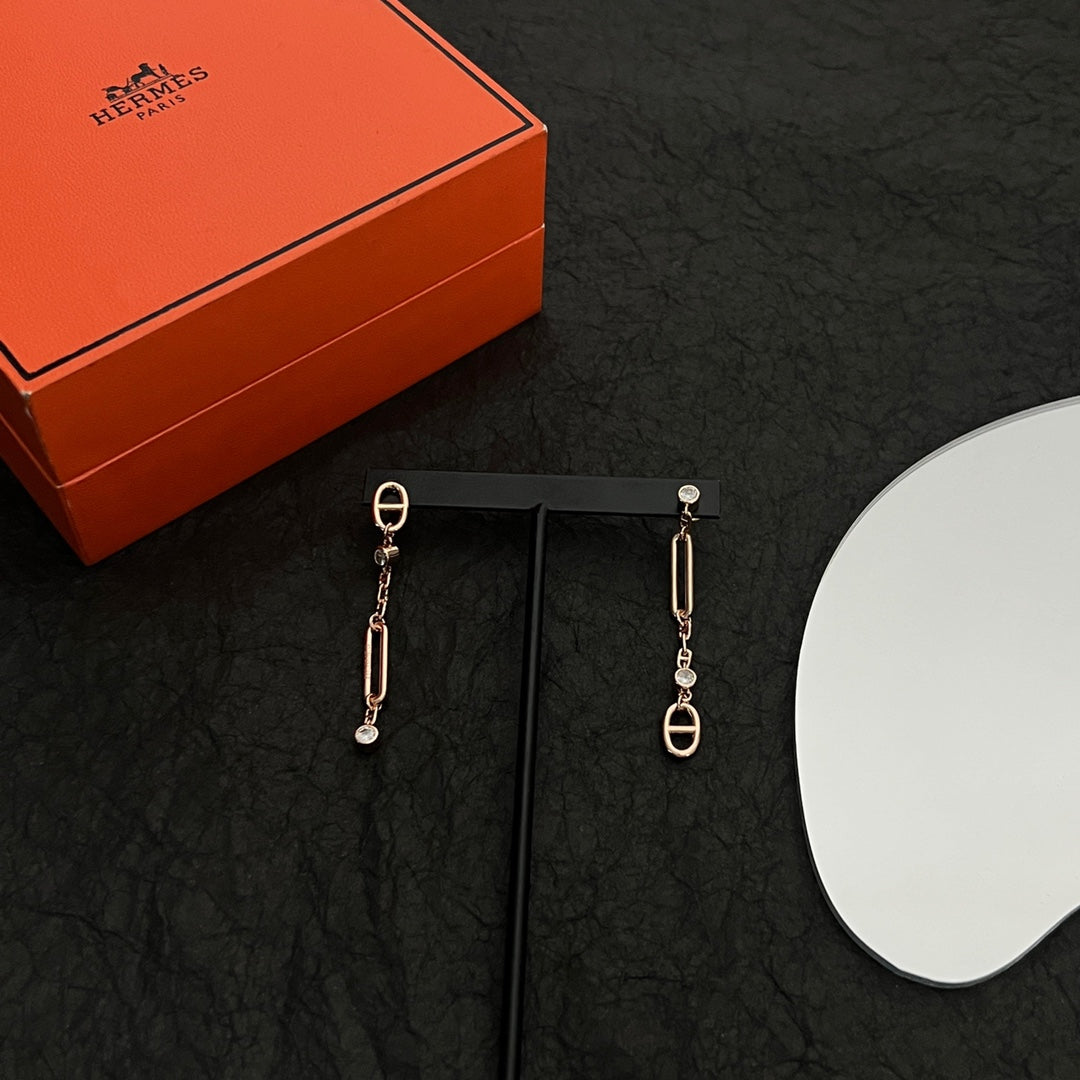 18K Chaine D'ancre Chaos Hermes Earrings