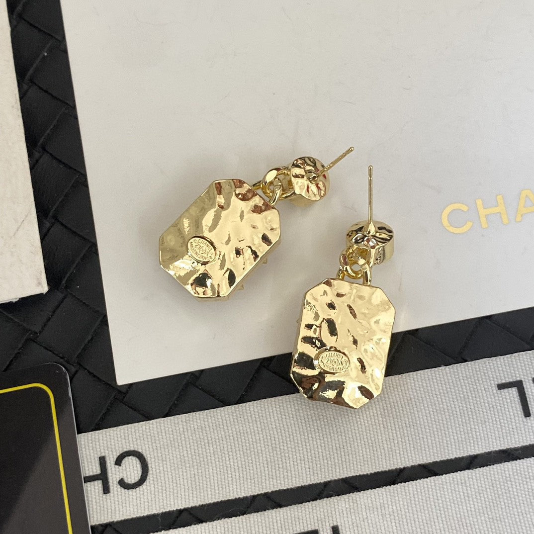 18K  Chanel Crystals Earrings