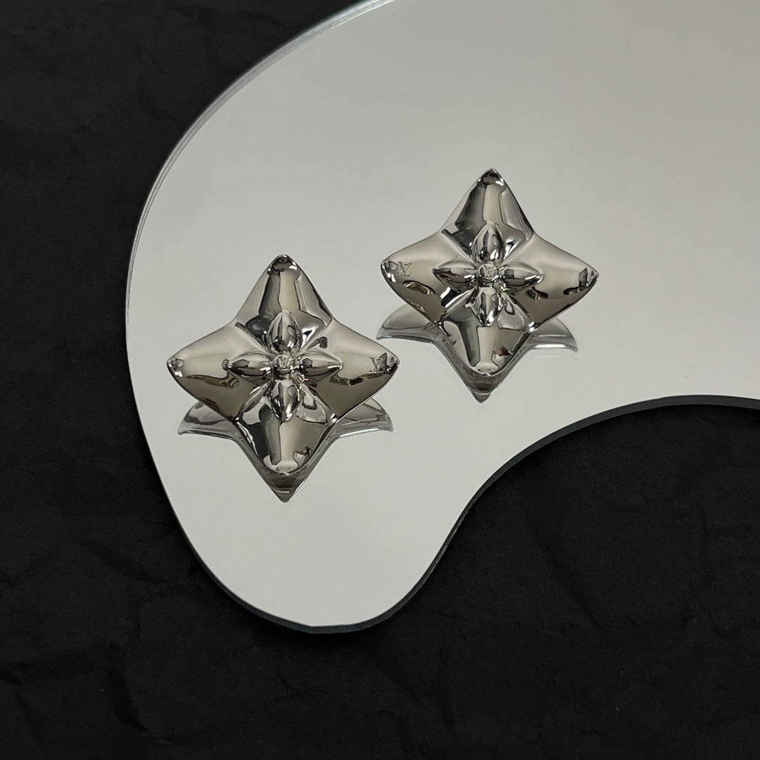 18K Louis Vuitton Futura Earrings