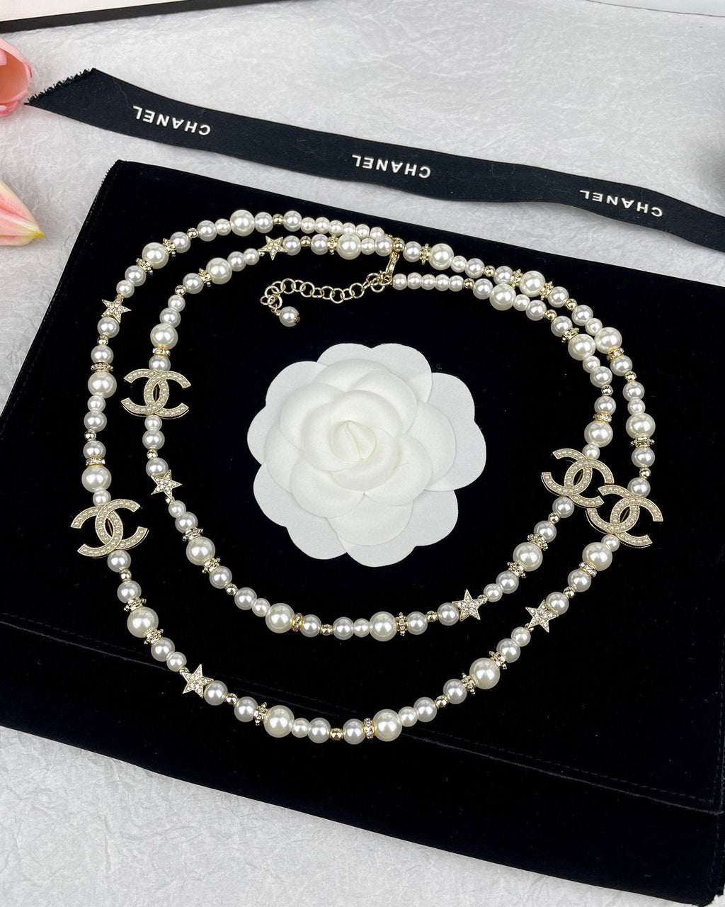 18K  Chanel Pearls Necklace
