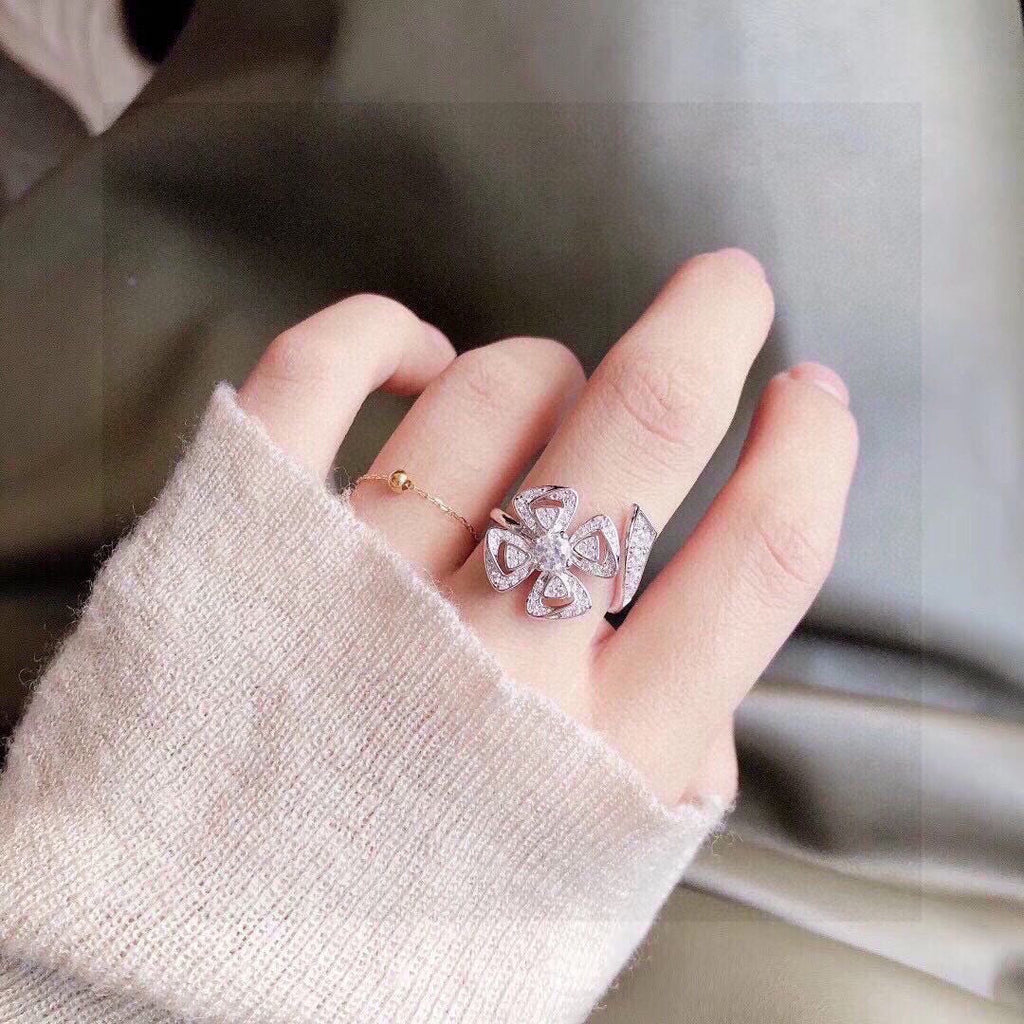18K BVLGARI Fiorever Ring