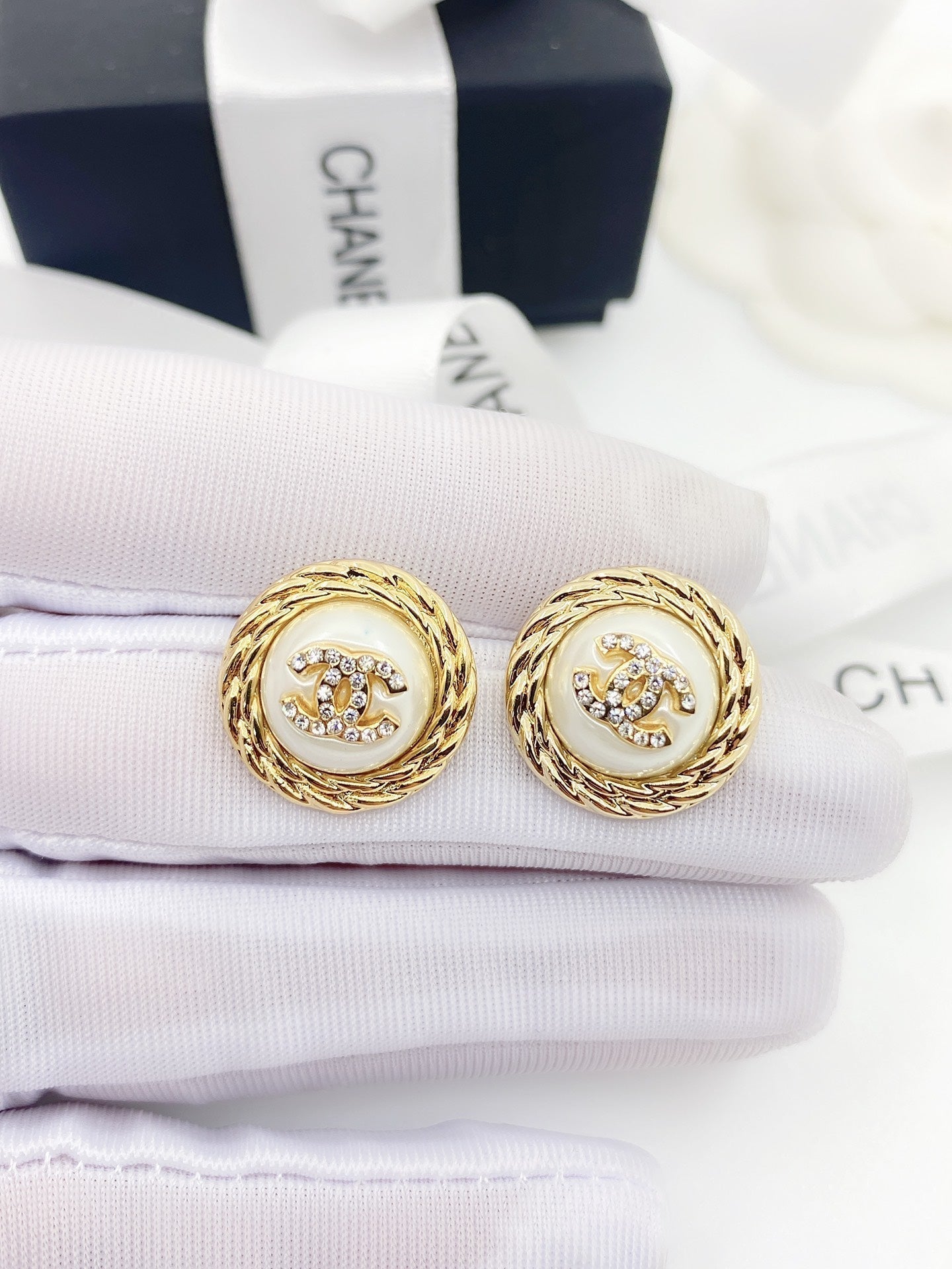 18K  Chanel White Pearl Earrings