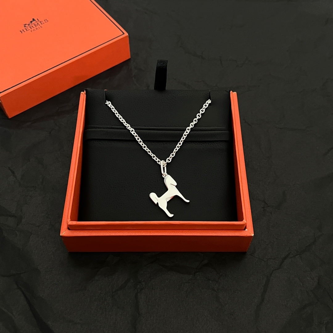 18K Panache Pendant Hermes Necklace