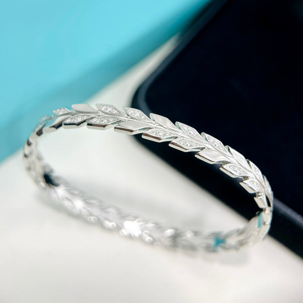 18K Tiffany Victoria Vine Diamonds Bracelet