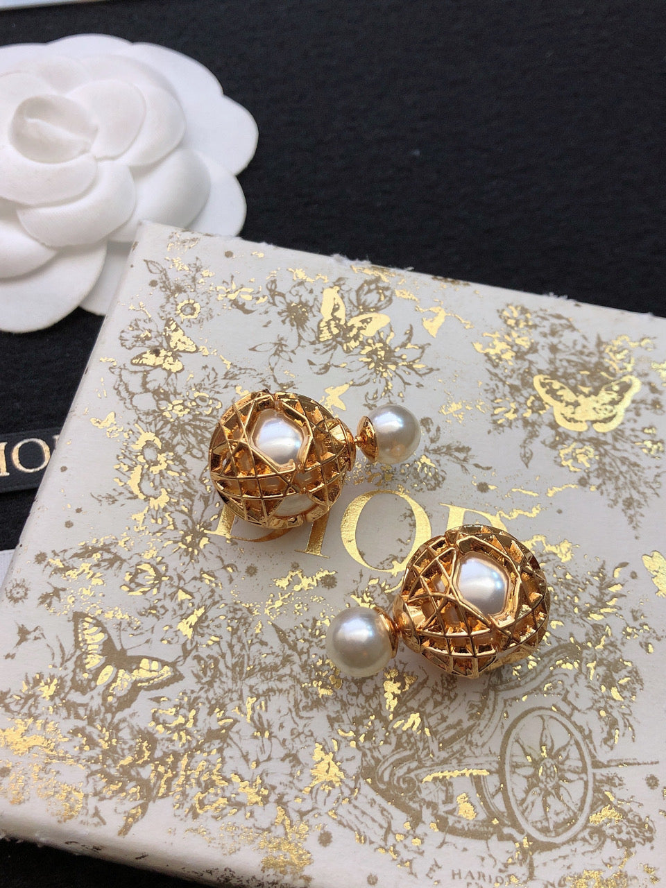 18K Dior Tribales Earrings