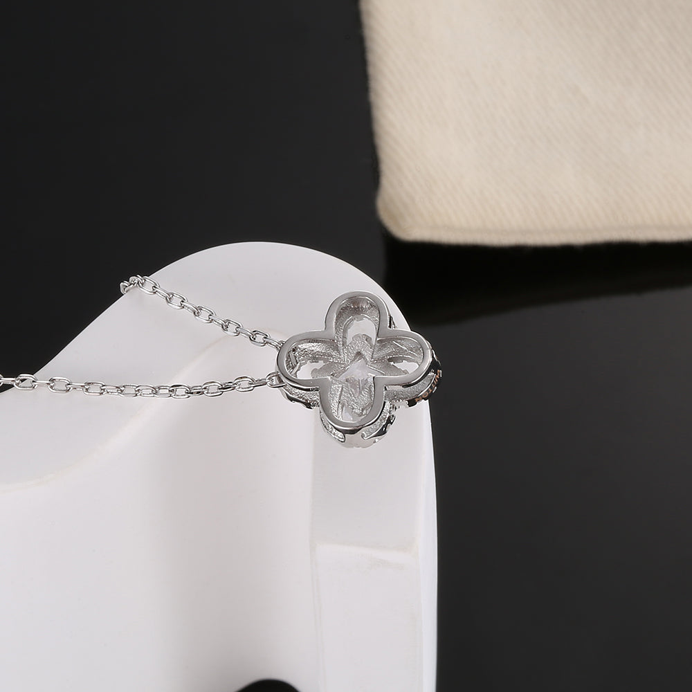 18K Louis Vuitton Blossom Earrings