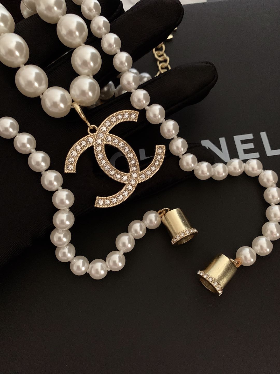 18K  Chanel Pearls Long Necklace
