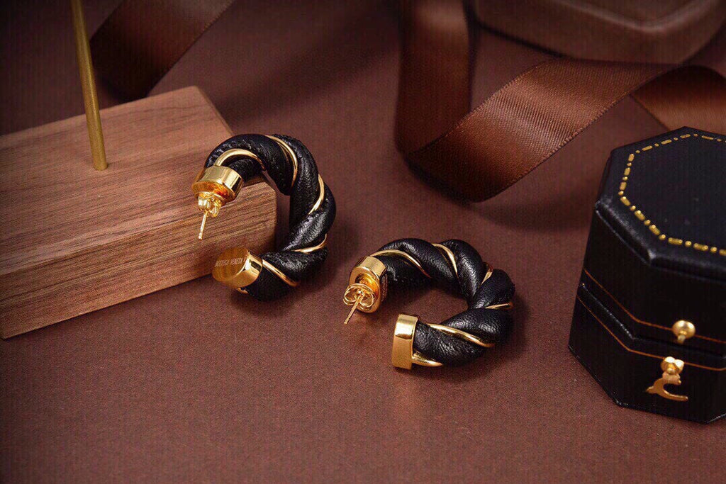 18K BVLGARI Black Earrings