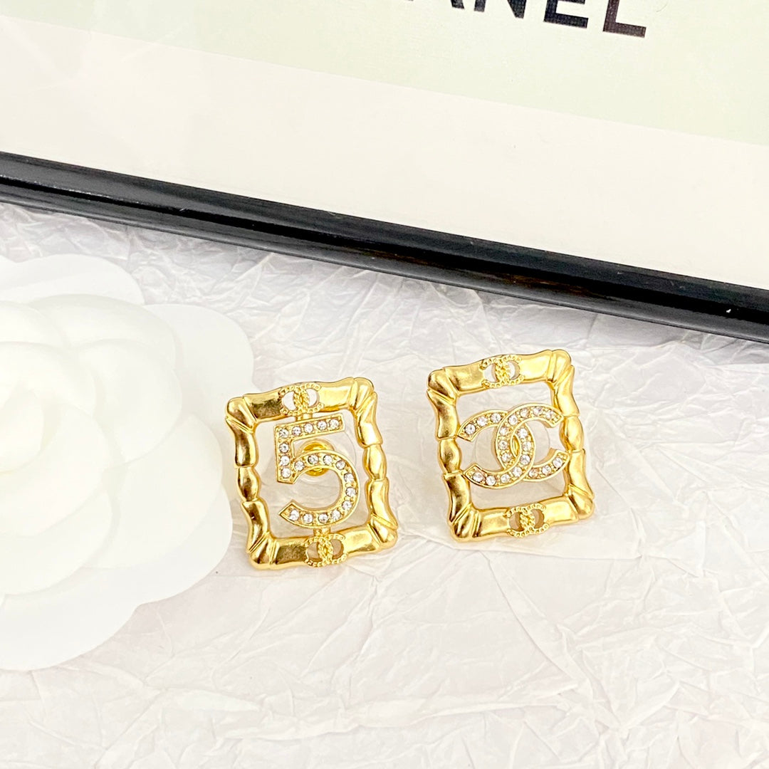 18K  Chanel No.5 Square Diamond Earrings