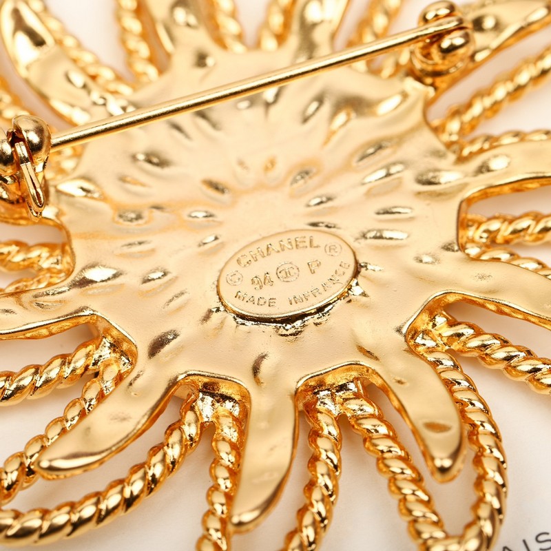 18K  Chanel Sunflower Brooch