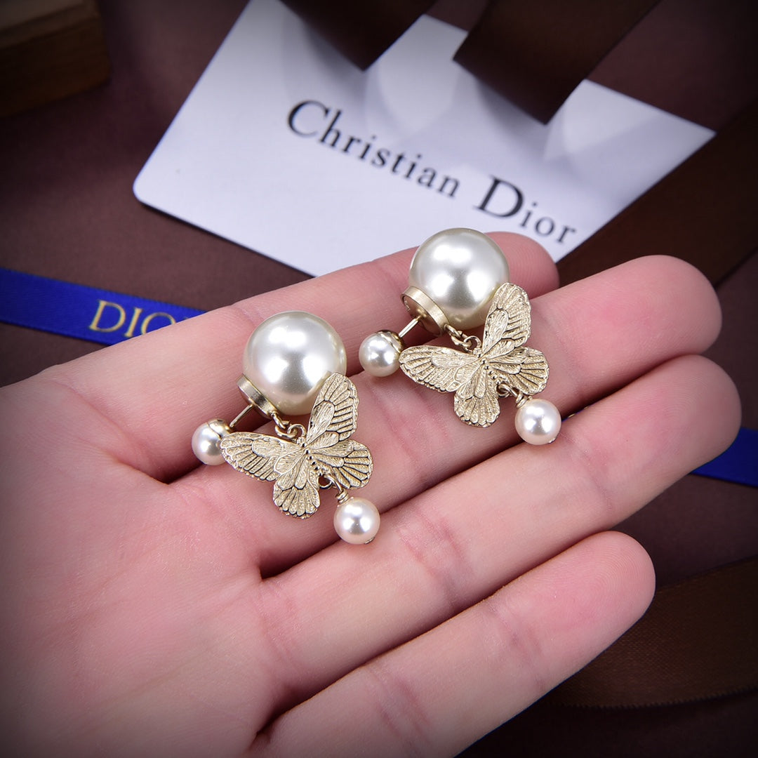18K Dior Tribales Pearl Earrings