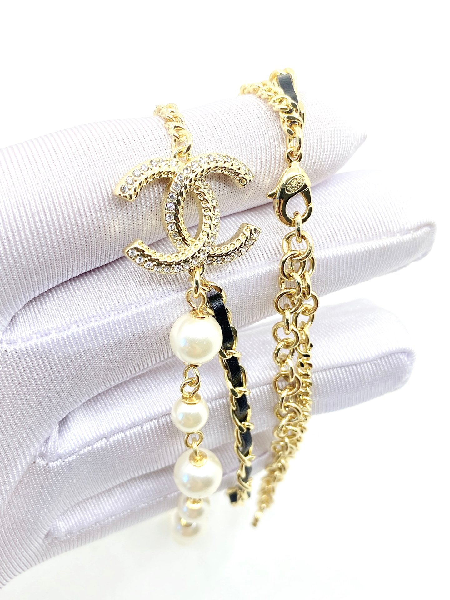 18K  Chanel Pearls & Leather Necklace