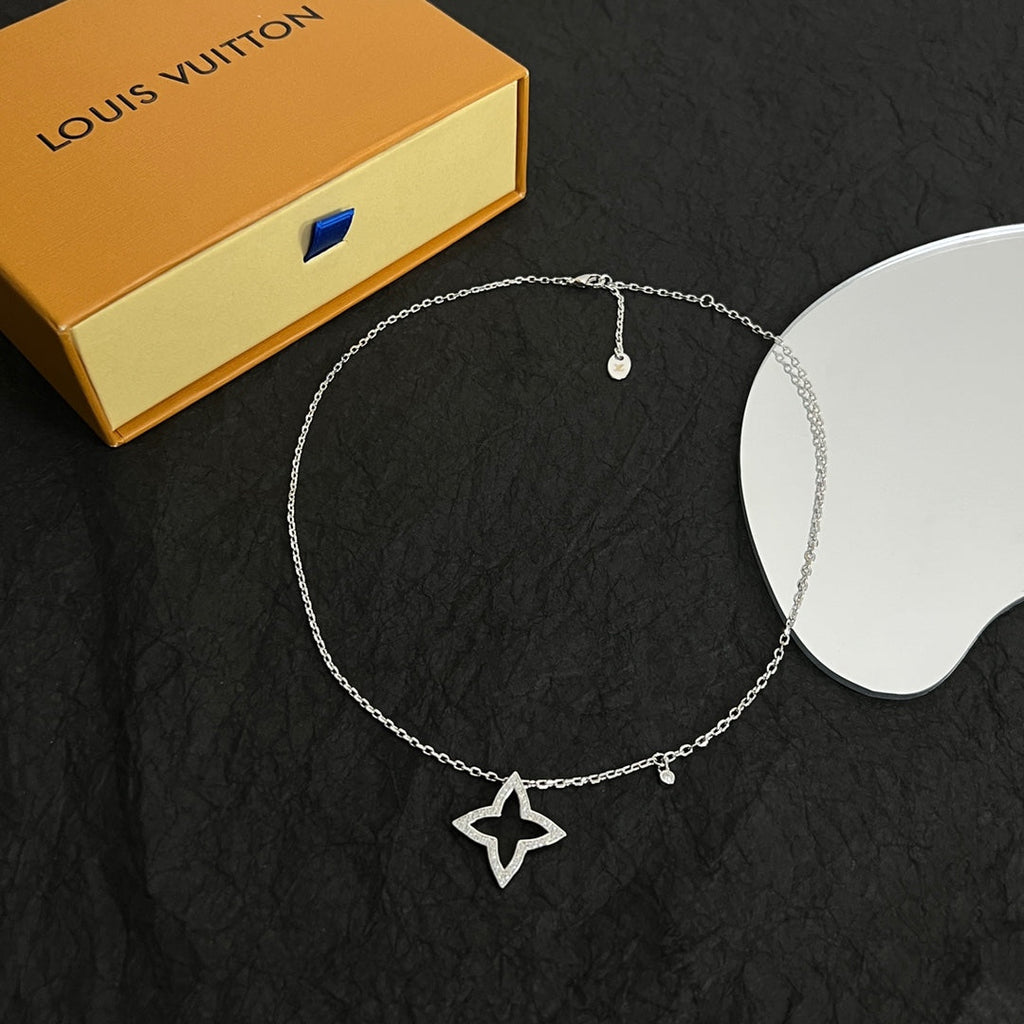 18K Louis Vuitton Blossom Pendant Necklace