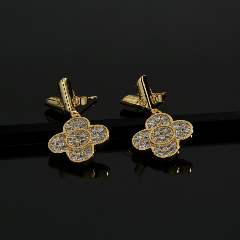 18K Louis Vuitton Diamond Flower Earrings
