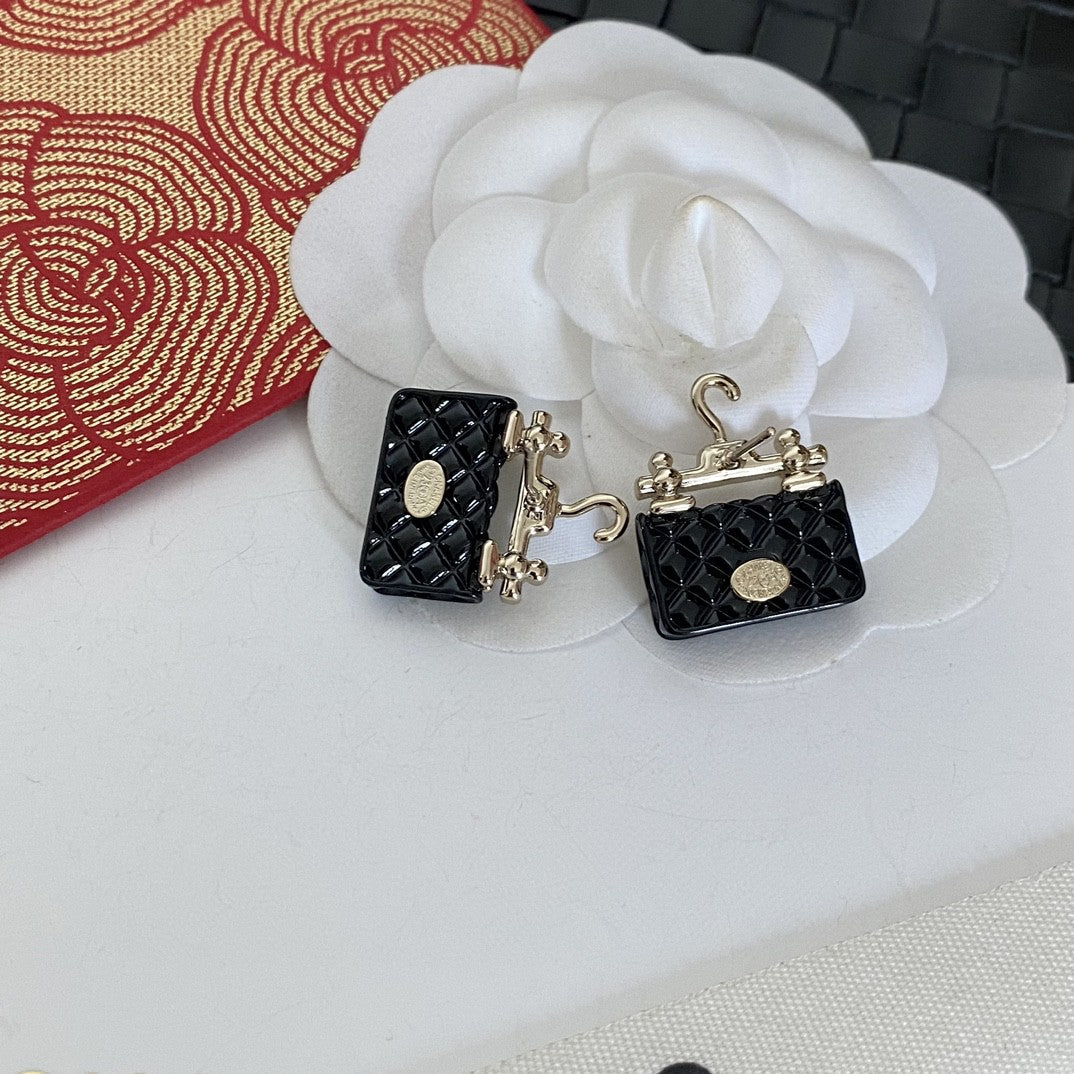 18K  Chanel Classic Bag Pendant Earrings