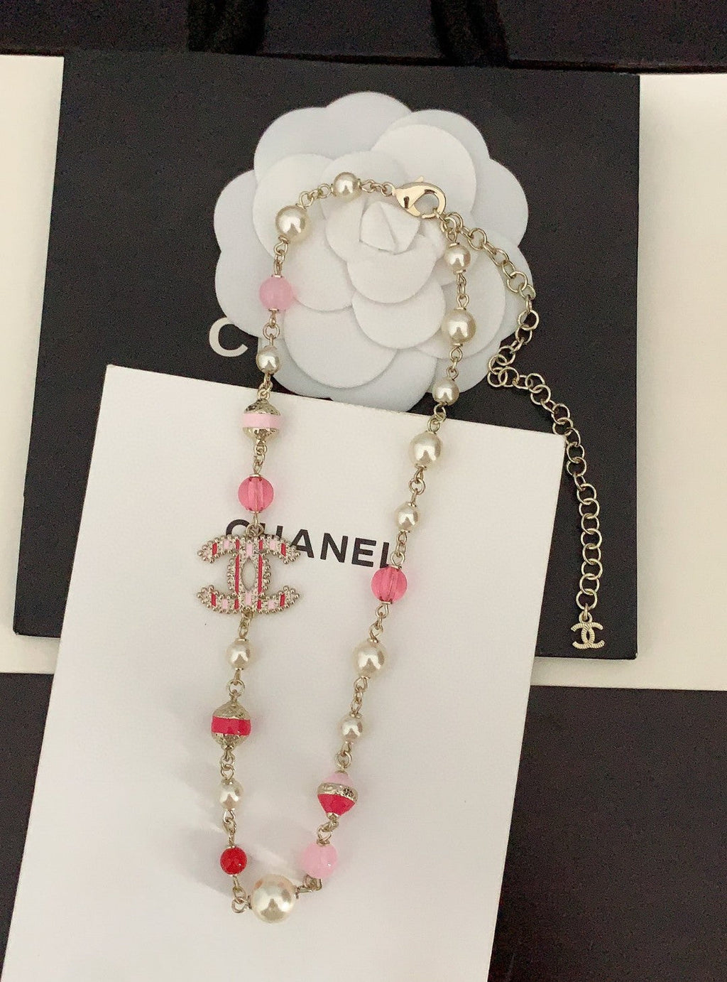 18K  Chanel Pink & White Pearls Necklace