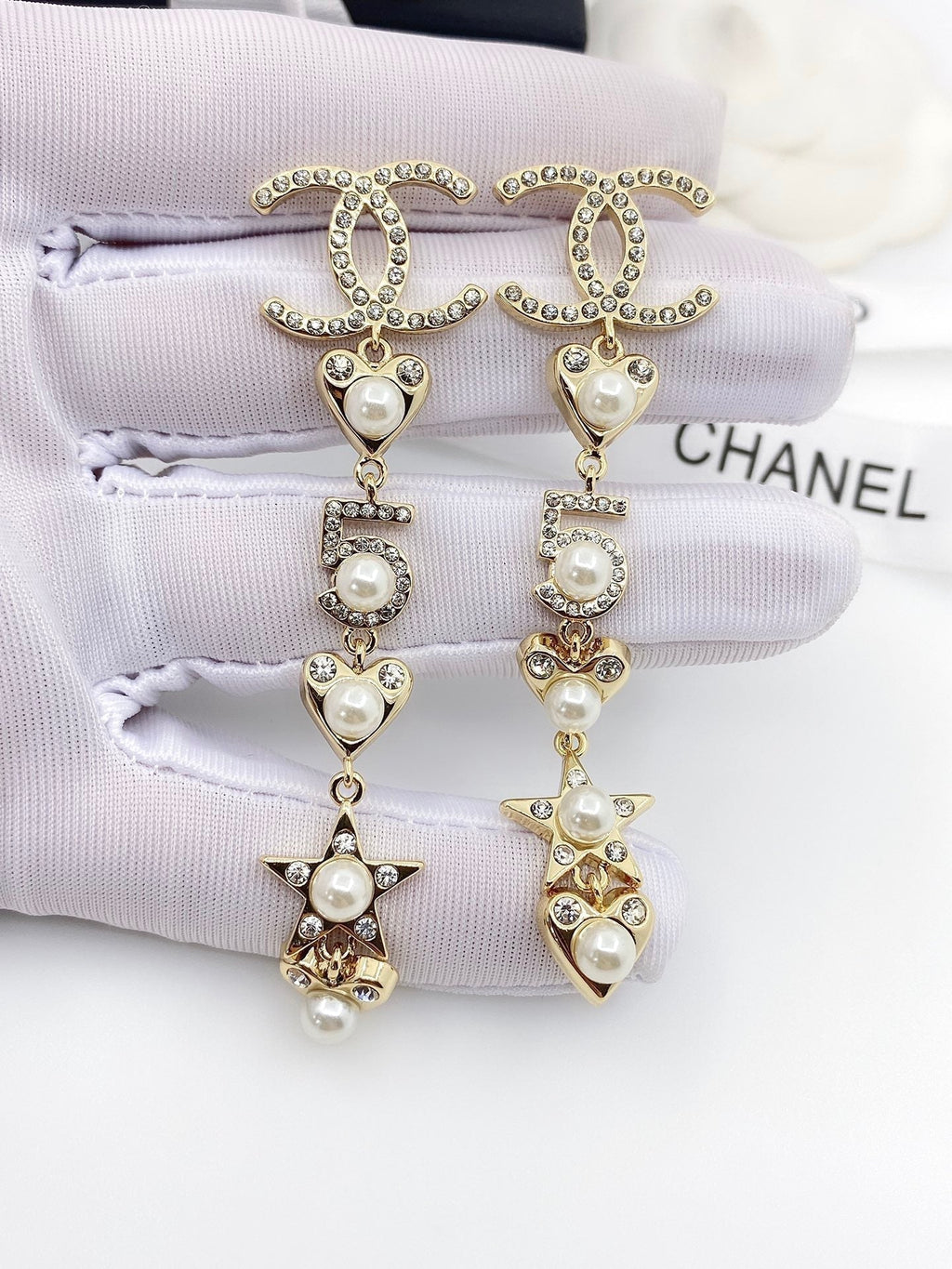 18K  Chanel Pearl Heart Earrings