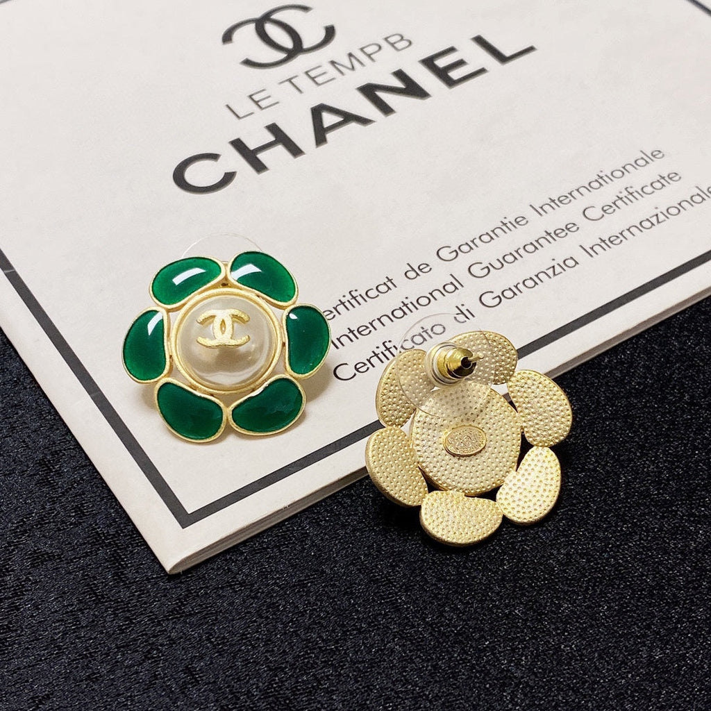 18K  Chanel Emerald Petals Earrings