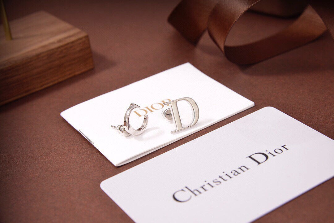 18K Dior Earrings