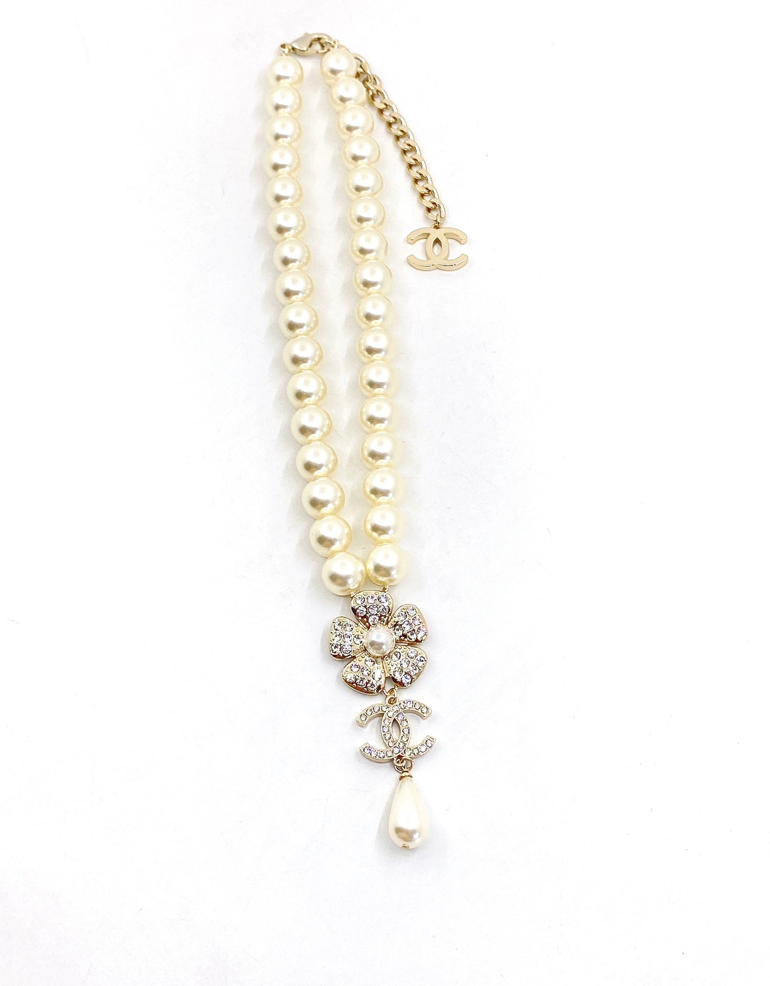 18K  Chanel Pearls Chain Choker Necklace