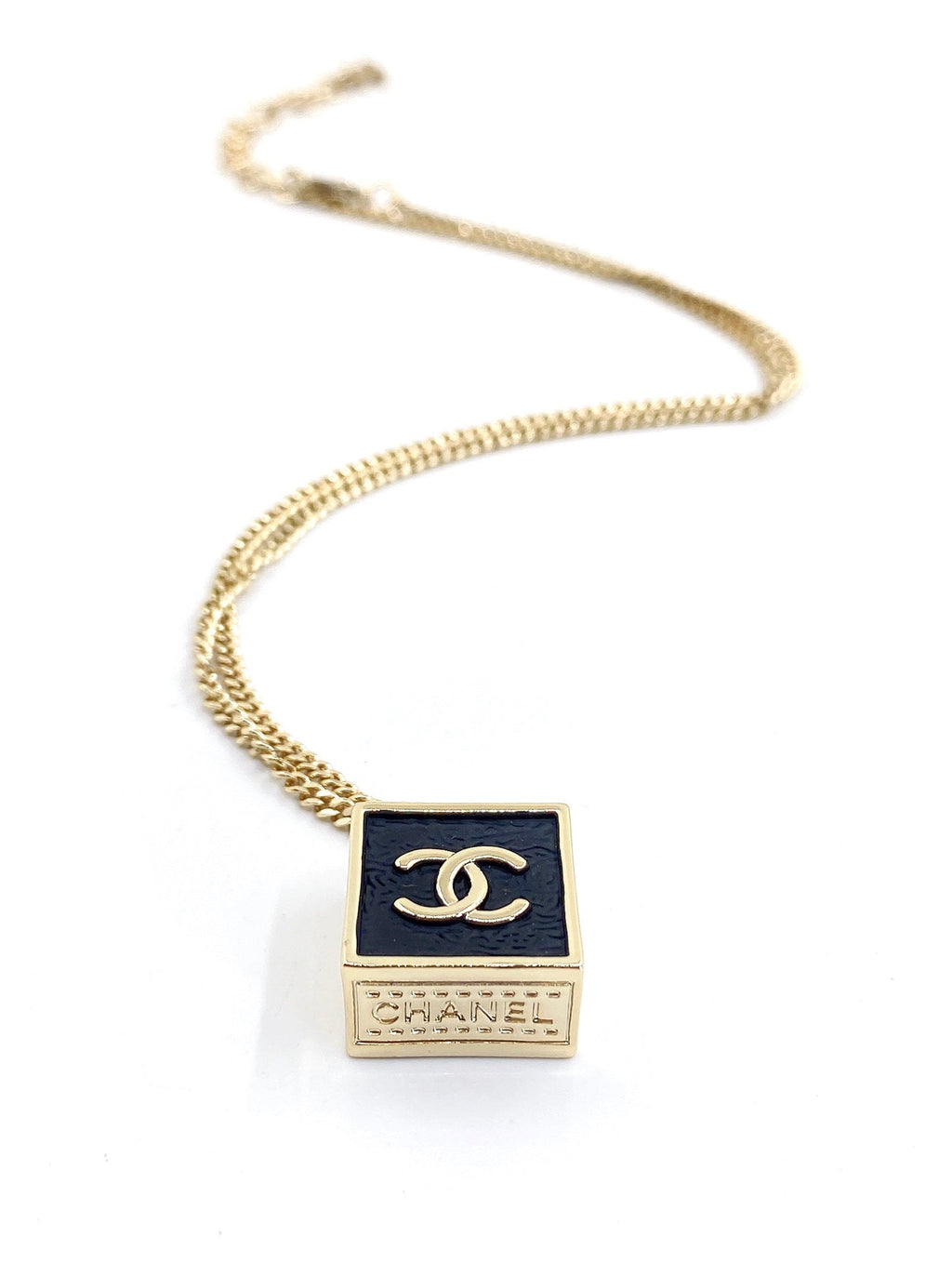 18K  Chanel Square Pendant Necklace