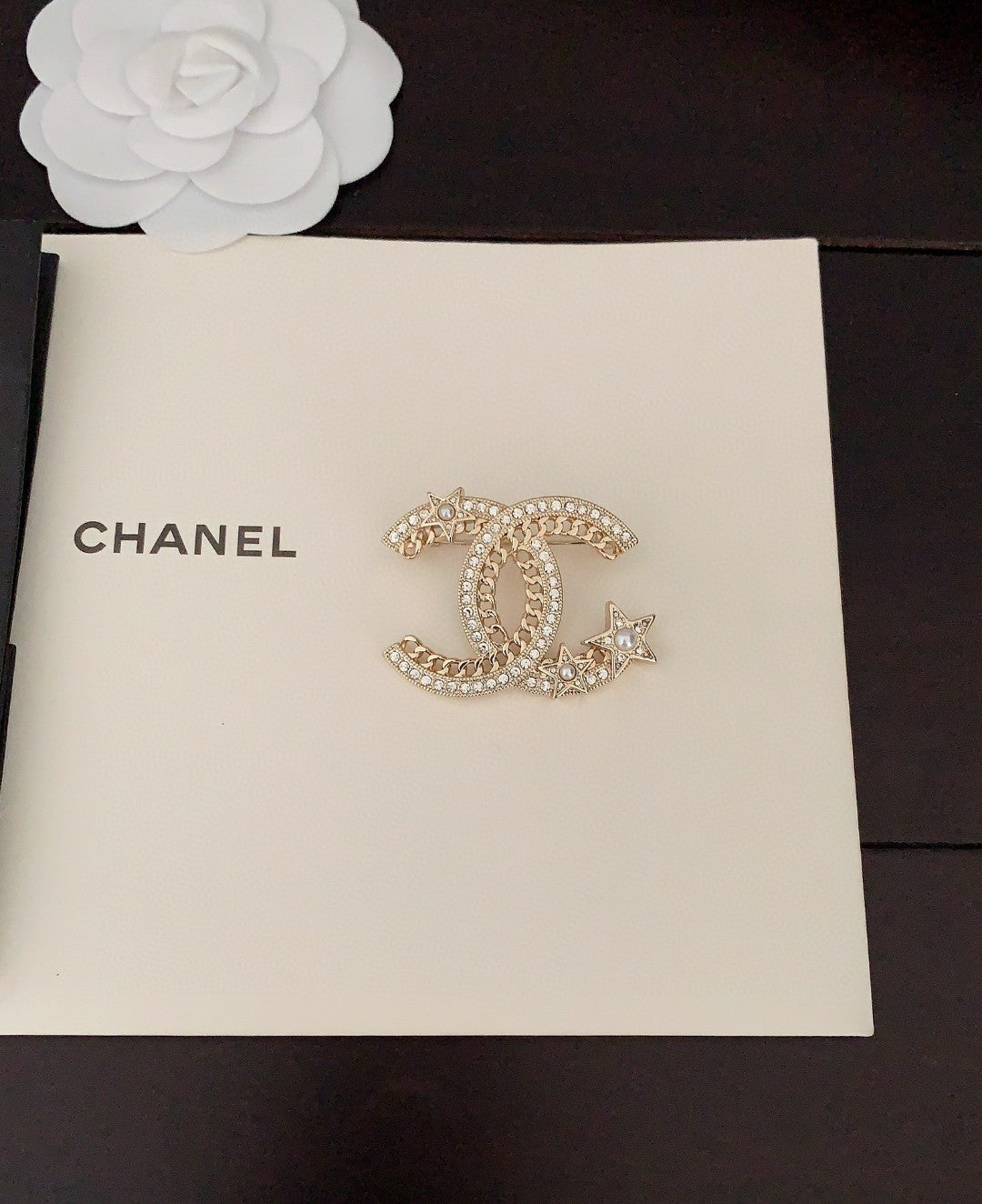 18K  Chanel Star Crtystal Brooch