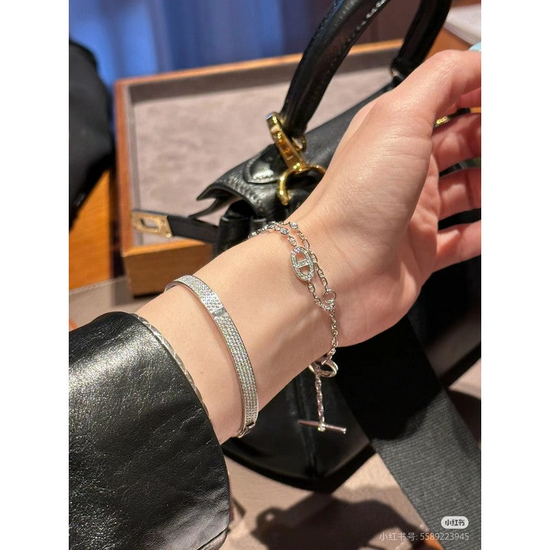 18K Hermes Chaine D'ancre Chaos Diamond Earrings