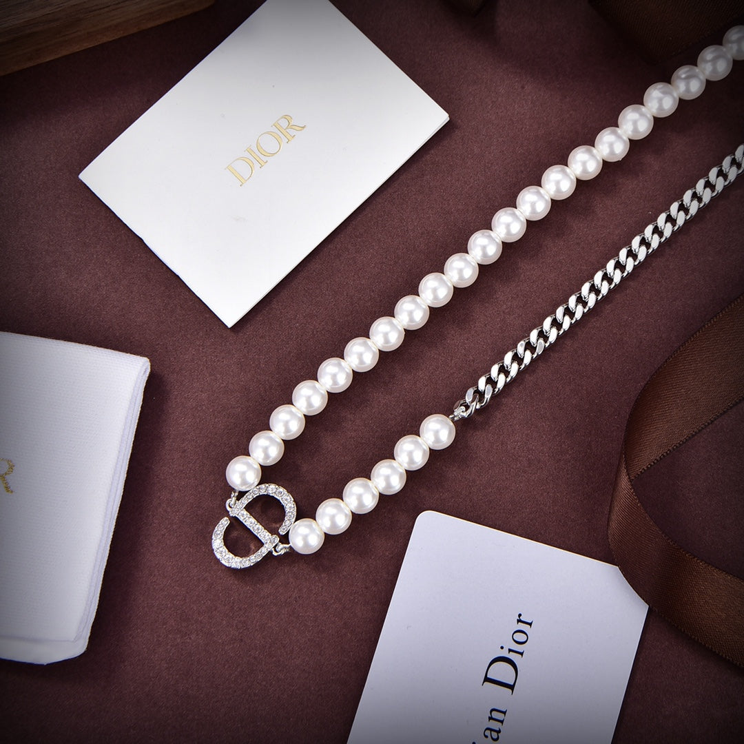 18K Dior 30 Montaigne Long Necklace