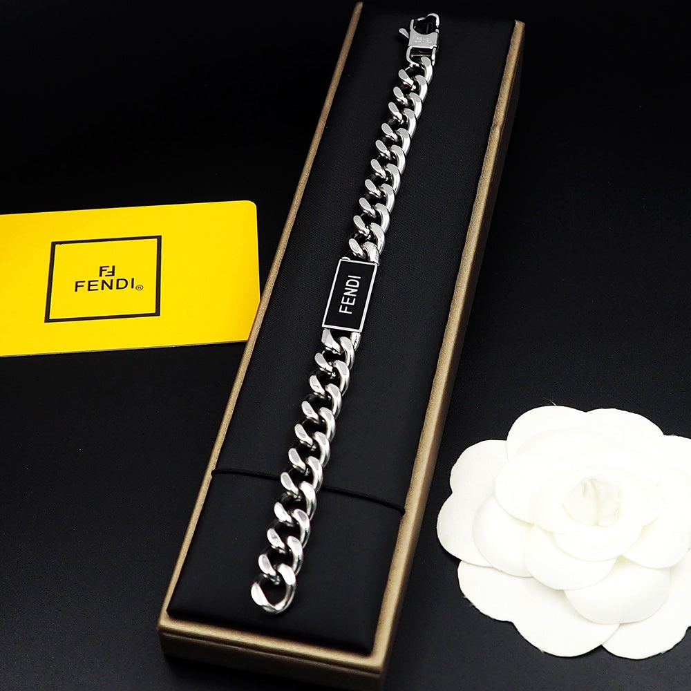 18K Fendi Chain Bracelet