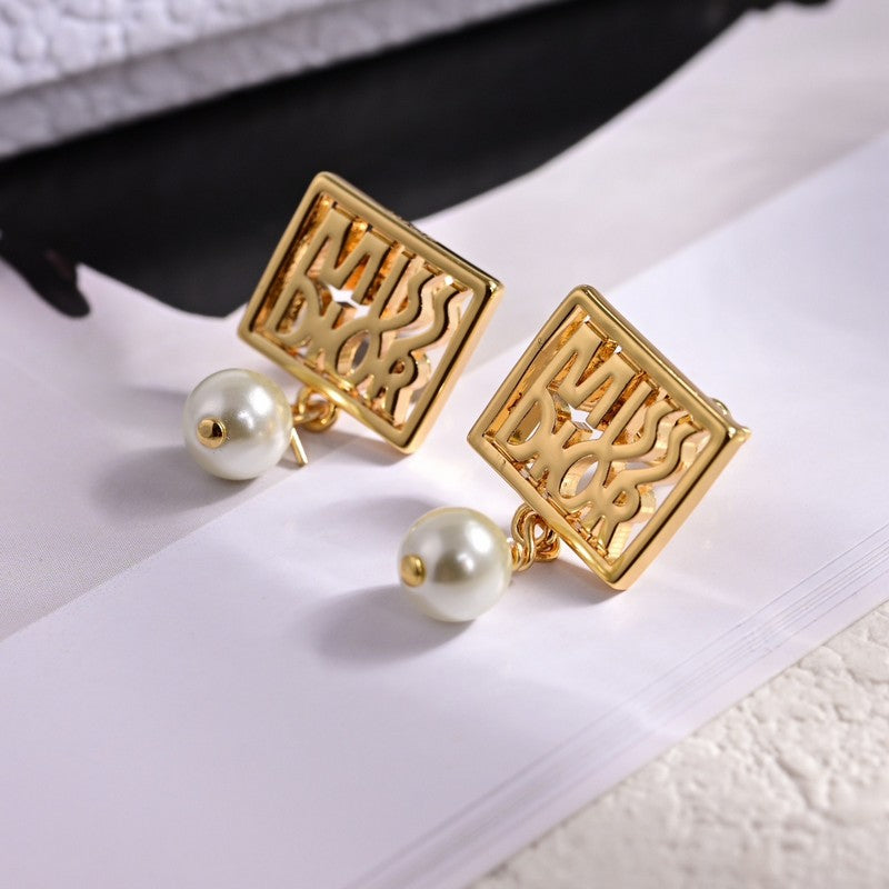 18K Dior Tribales Miss Earrings