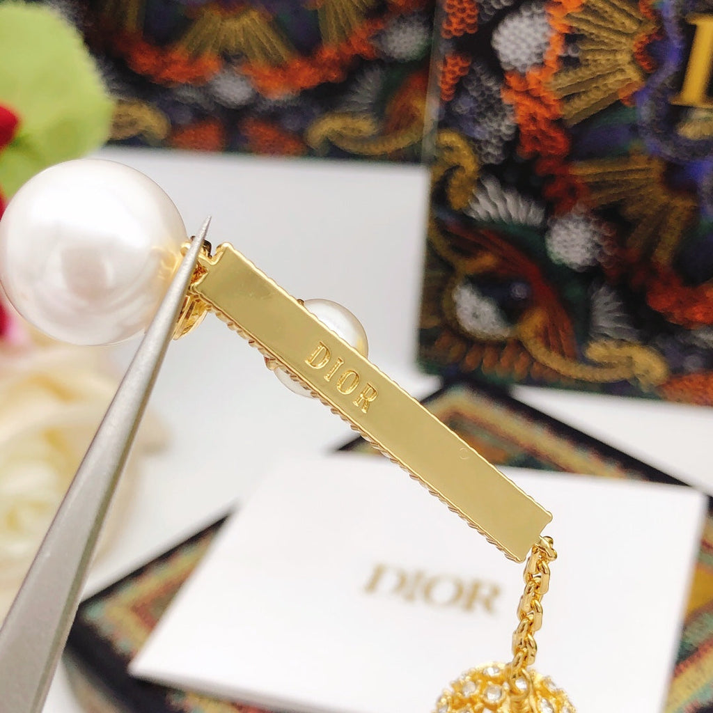 18K Dior Tassel Diamonds Earrings